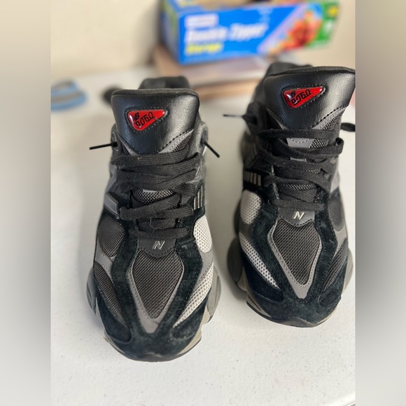 New Balance 9060 Black Castlerock Men’s Size 10.5 Running Walking - Picture 2 of 9